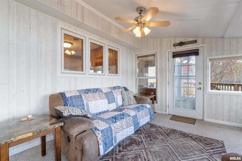 Tiny photo for 4523 S CONCORD Street, Davenport, IA 52802 (MLS # QC4270102)