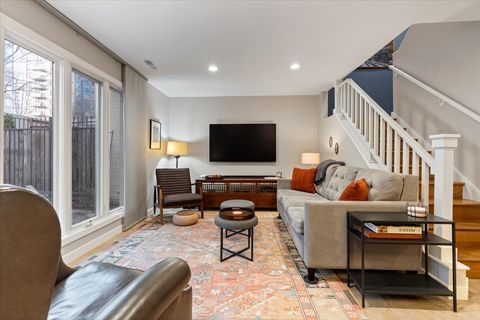 Tiny photo for 982 S Park Terrace, Chicago, IL 60605 (MLS # 12599441)