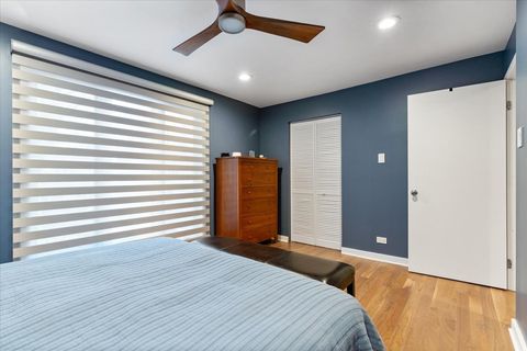 Tiny photo for 982 S Park Terrace, Chicago, IL 60605 (MLS # 12599441)