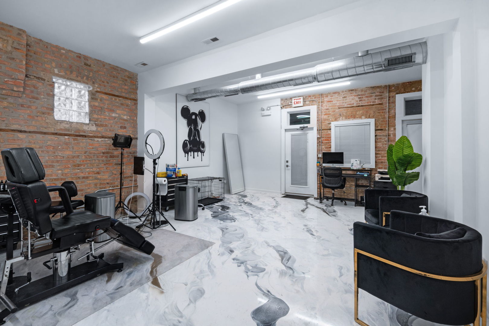 965 W 18th Street CH1