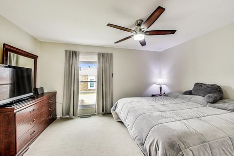 Tiny photo for 747 GARFIELD Avenue #C, Libertyville, IL 60048 (MLS # 12451308)