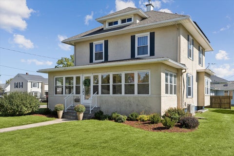 Tiny photo for 324 6th Avenue, De Witt, IA 52742 (MLS # 12777419)