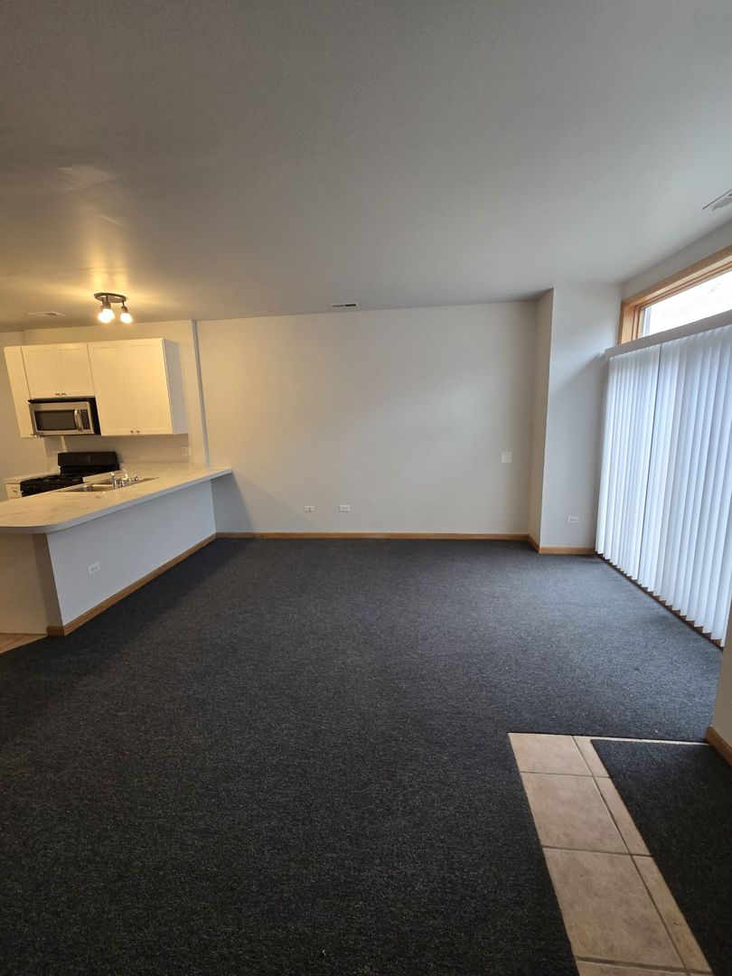 2451 W Polk Street 1