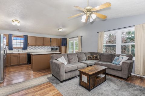 Tiny photo for 2713 Essington Street, Bloomington, IL 61705 (MLS # 12531552)