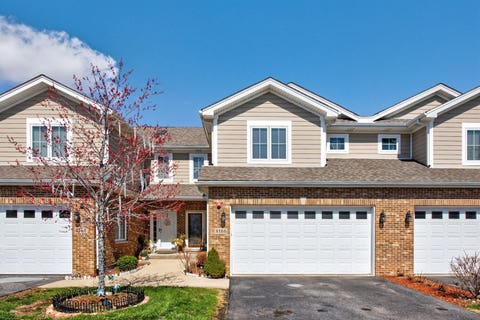 Tiny photo for 8166 W 87th Street #8166, Hickory Hills, IL 60457 (MLS # 12701146)