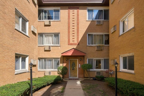Tiny photo for 1626 W Greenleaf Avenue #1E, Chicago, IL 60626 (MLS # 12759690)