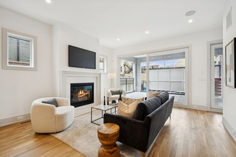 Tiny photo for 2246 W Lyndale Street #1, Chicago, IL 60647 (MLS # 12614209)