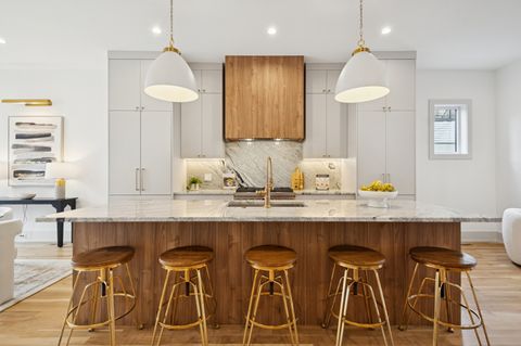 Tiny photo for 2246 W Lyndale Street #1, Chicago, IL 60647 (MLS # 12614209)