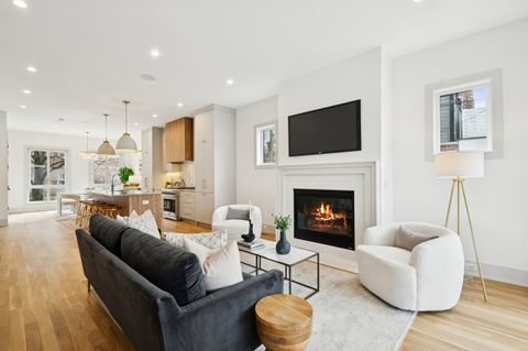 Tiny photo for 2246 W Lyndale Street #1, Chicago, IL 60647 (MLS # 12614209)