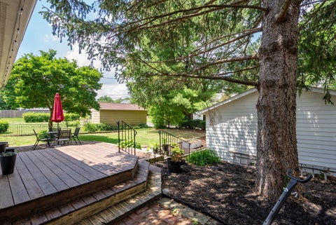 Tiny photo for 3008 E 18th Street, Davenport, IA 52803 (MLS # 12669568)