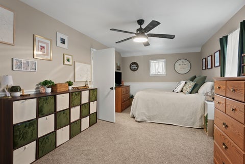 Tiny photo for 3008 E 18th Street, Davenport, IA 52803 (MLS # 12669568)