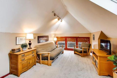 Tiny photo for 921 Wenonah Avenue, Oak Park, IL 60304 (MLS # 12570115)