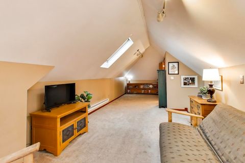 Tiny photo for 921 Wenonah Avenue, Oak Park, IL 60304 (MLS # 12570115)