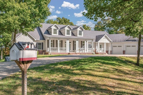 Photo of 2331 Du Claire Road, Decatur, IL 62521 (MLS # 12788181)
