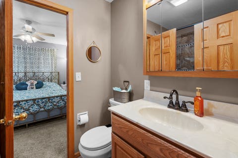 Tiny photo for 2530 Bellevue Avenue, Bettendorf, IA 52722 (MLS # 12740623)