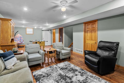 Tiny photo for 2530 Bellevue Avenue, Bettendorf, IA 52722 (MLS # 12740623)