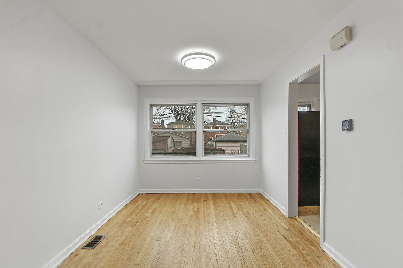 6521 N Kedzie Avenue