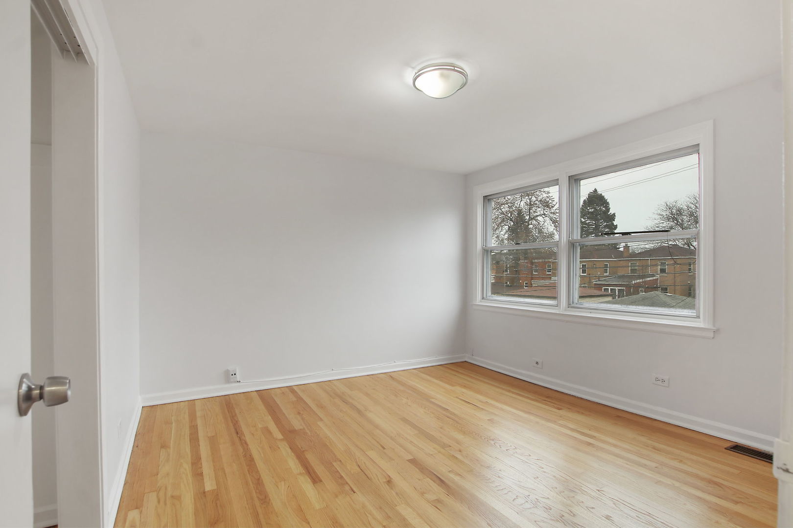 6521 N Kedzie Avenue