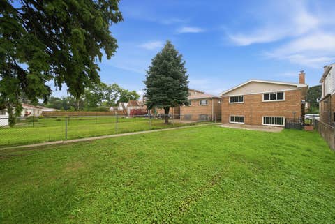Tiny photo for 8437 S King Drive, Chicago, IL 60619 (MLS # 12730512)