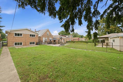 Tiny photo for 8437 S King Drive, Chicago, IL 60619 (MLS # 12730512)