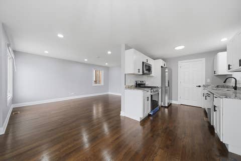 Tiny photo for 8437 S King Drive, Chicago, IL 60619 (MLS # 12730512)