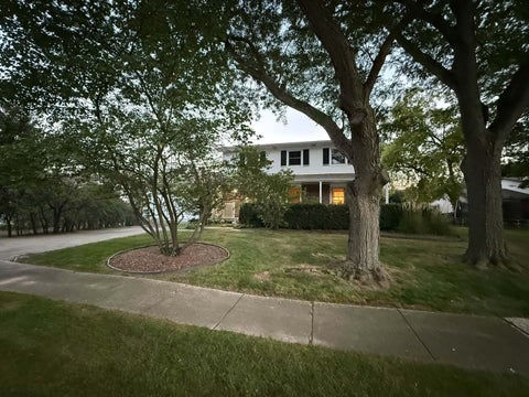Photo of 4421 Oriole Court, Gurnee, IL 60031 (MLS # 12757877)