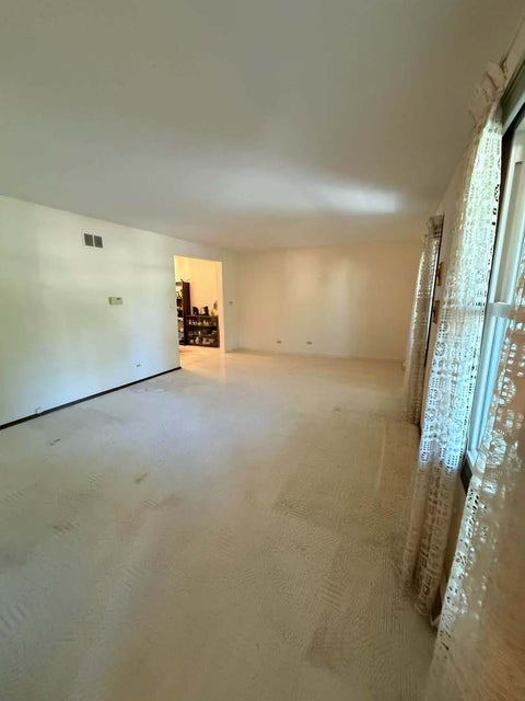 Tiny photo for 4421 Oriole Court, Gurnee, IL 60031 (MLS # 12757877)