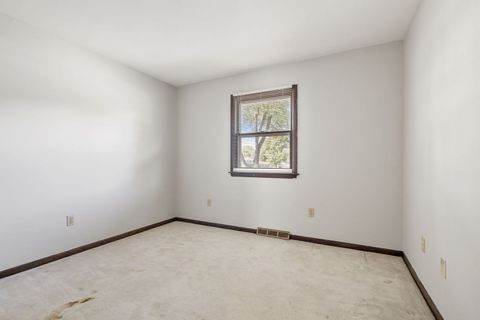 Tiny photo for 1504 Addleman Street, Joliet, IL 60431 (MLS # 12475630)