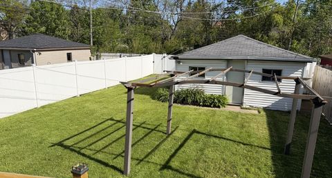 Tiny photo for 2216 123rd Place, Blue Island, IL 60406 (MLS # 12639568)