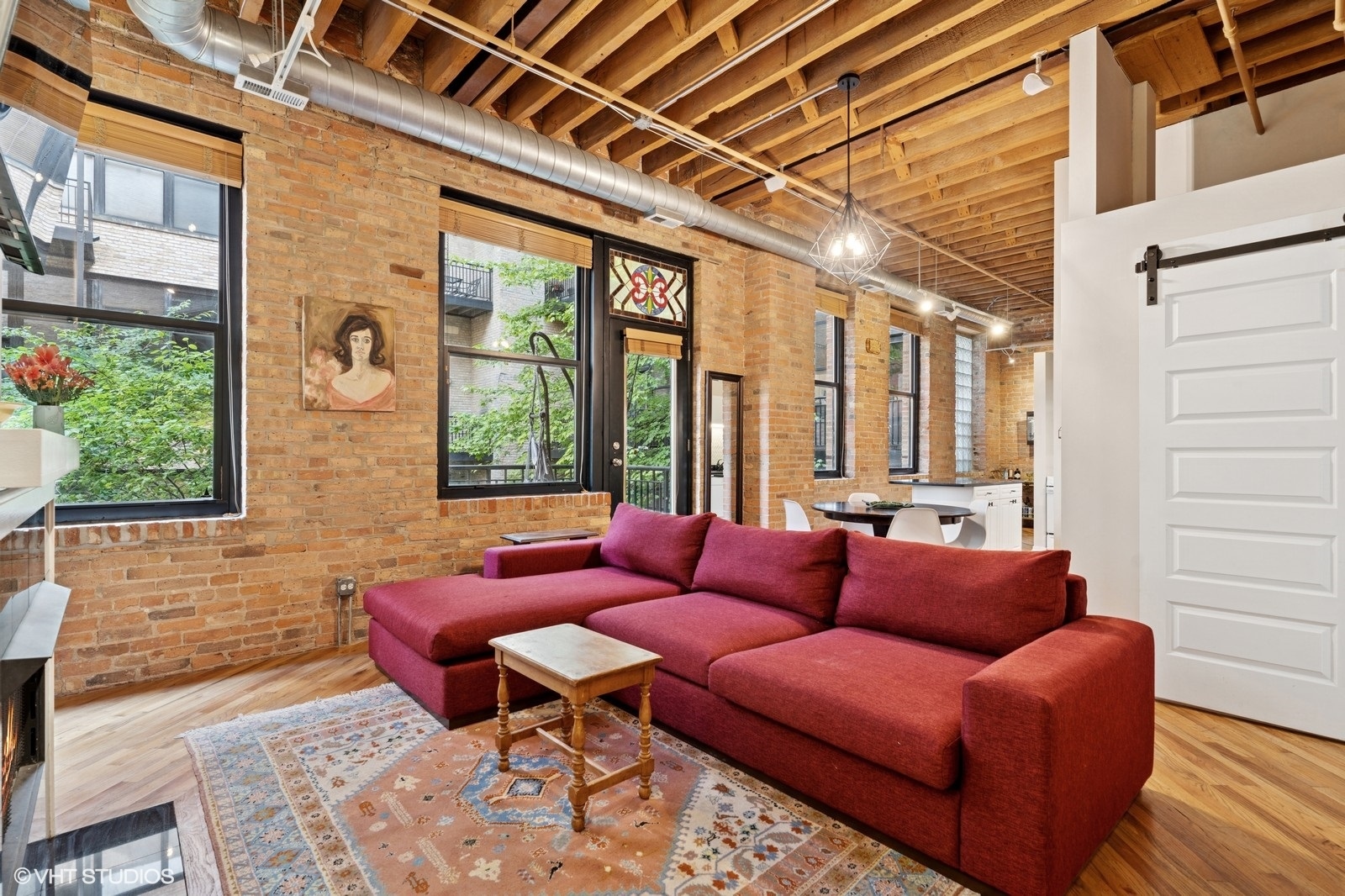 226 N Clinton Street 227