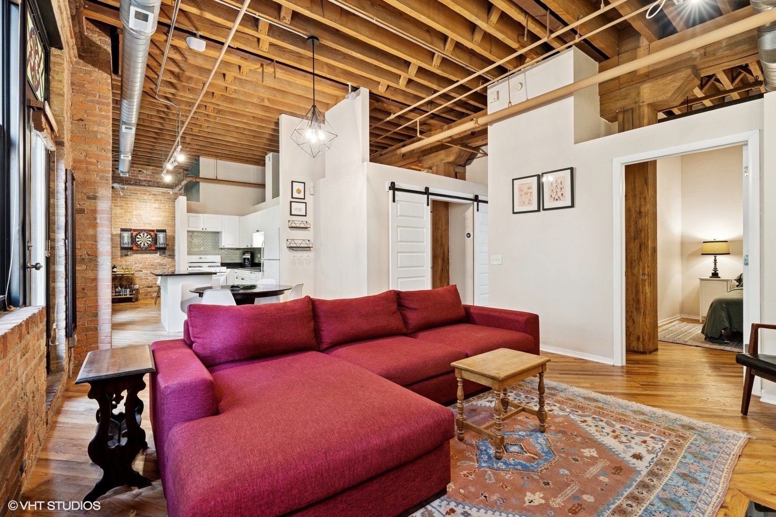 226 N Clinton Street 227