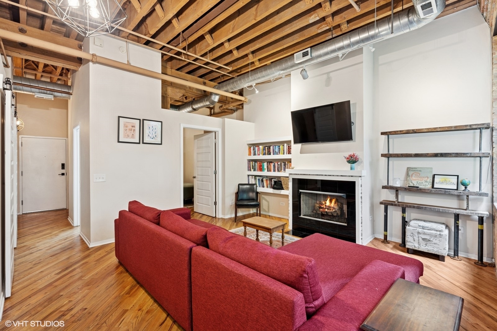 226 N Clinton Street 227