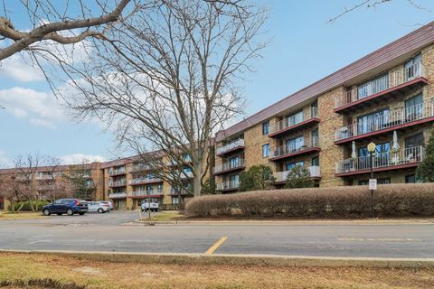 Tiny photo for 5450 Astor Lane #104, Rolling Meadows, IL 60008 (MLS # 12547911)