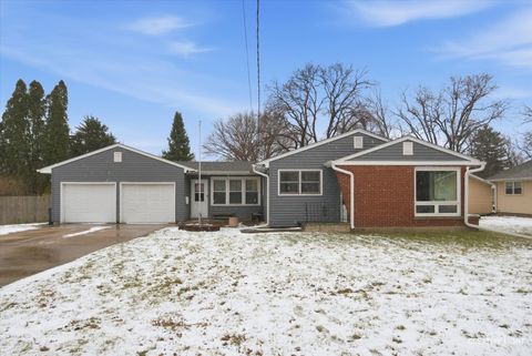 Photo of 206 Boulevard Street, Sandwich, IL 60548 (MLS # 12537451)