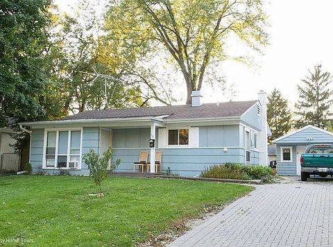 A home in Carpentersville