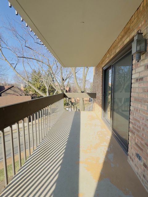 Tiny photo for 1671 Mission Hills Road #201, Northbrook, IL 60062 (MLS # 12583061)