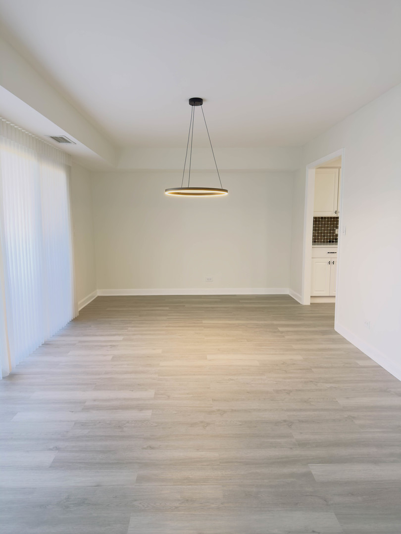 1671 Mission Hills Road 201