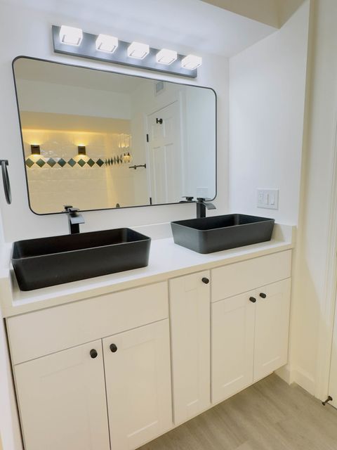 Tiny photo for 1671 Mission Hills Road #201, Northbrook, IL 60062 (MLS # 12583061)