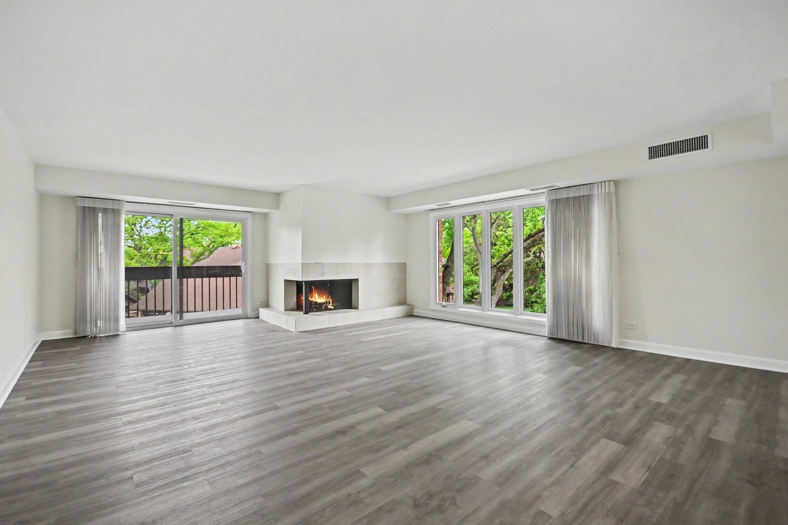 1671 Mission Hills Road 201