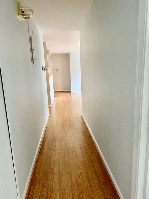 Tiny photo for 5721 W 103rd Street #304, Oak Lawn, IL 60453 (MLS # 12713135)