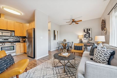 Tiny photo for 1928 N Kedzie Avenue #306, Chicago, IL 60647 (MLS # 12521722)