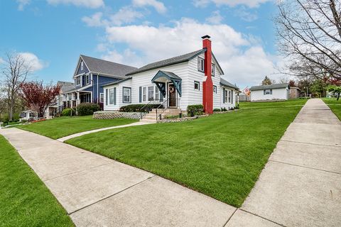 Tiny photo for 302 E Division Street, Lemont, IL 60439 (MLS # 12626248)