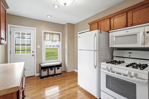 Tiny photo for 302 E Division Street, Lemont, IL 60439 (MLS # 12626248)