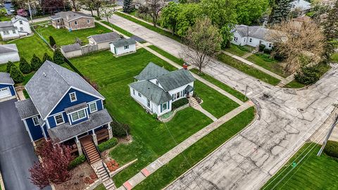 Tiny photo for 302 E Division Street, Lemont, IL 60439 (MLS # 12626248)