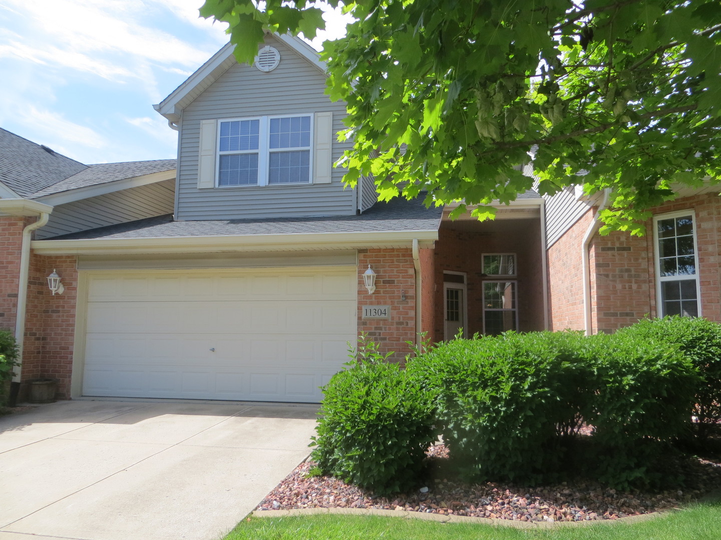 View Mokena, IL 60448 townhome