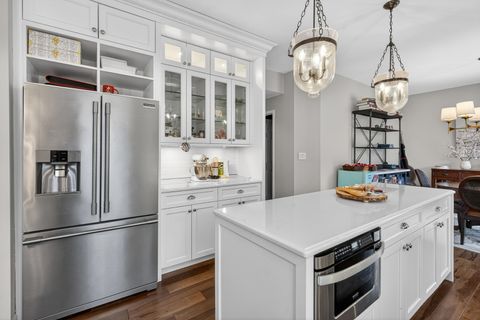 Tiny photo for 5285 Shotkoski Drive, Hoffman Estates, IL 60192 (MLS # 12584418)