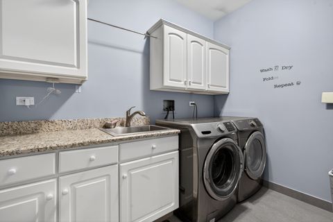 Tiny photo for 5285 Shotkoski Drive, Hoffman Estates, IL 60192 (MLS # 12584418)