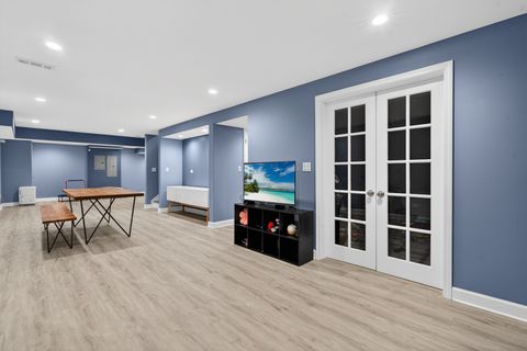 Tiny photo for 5285 Shotkoski Drive, Hoffman Estates, IL 60192 (MLS # 12584418)