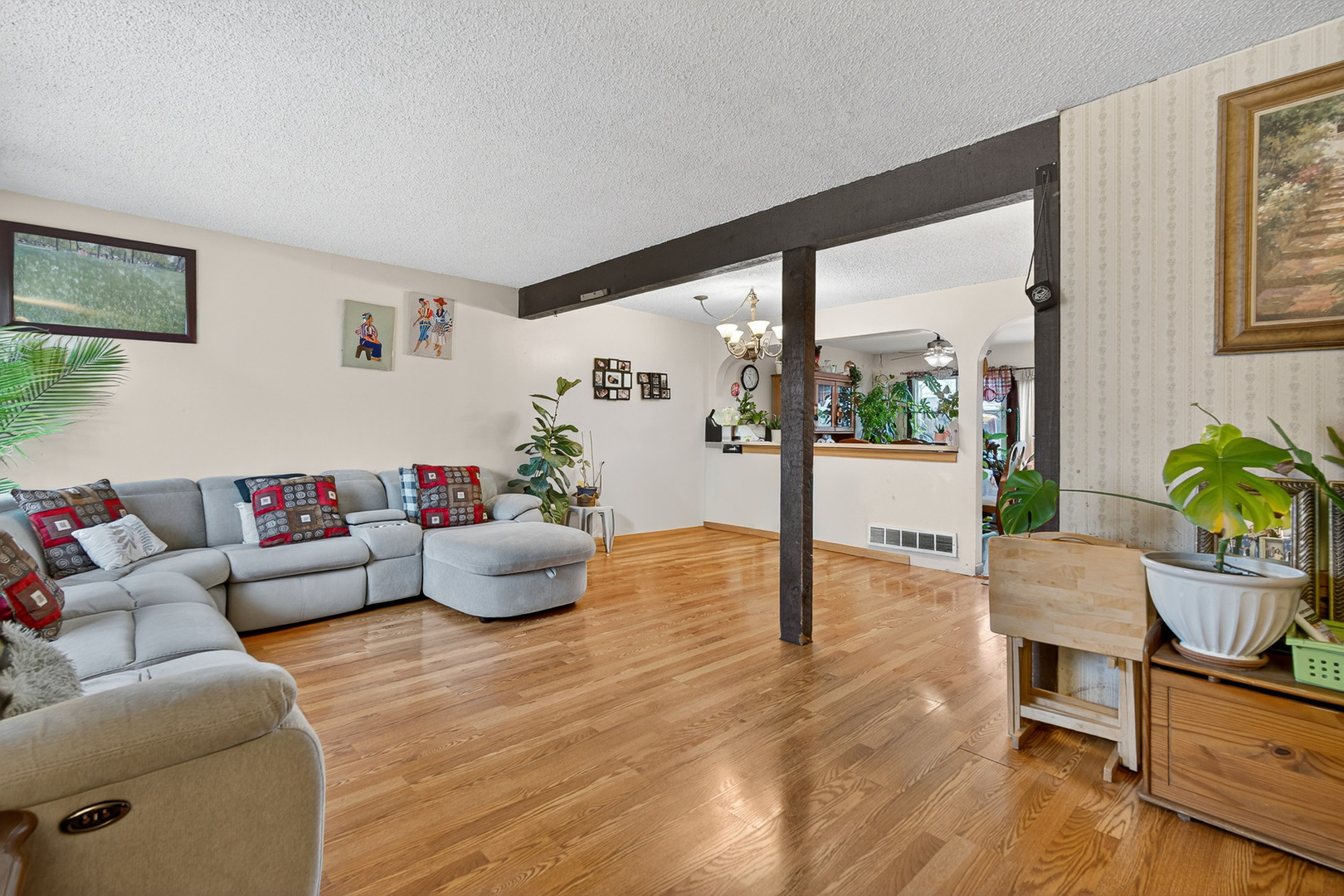 5525 Pebblebeach Drive