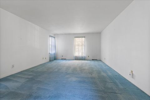 Tiny photo for 1107 Pine Ridge Court, Normal, IL 61761 (MLS # 12507825)